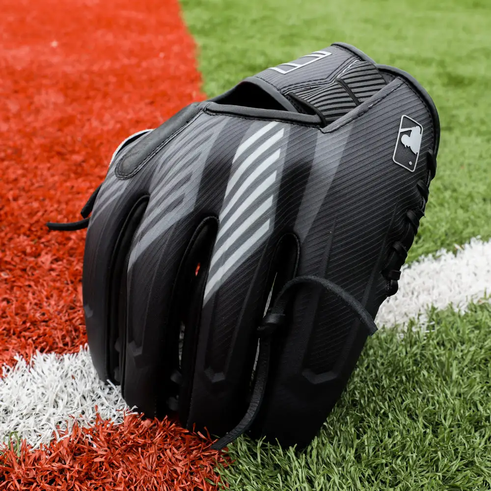 Rawlings REV1X 11.75" Baseball Glove: REV205-9X 9 Rawlings REV1X 11.75" Baseball Glove: REV205-9X - Image 7